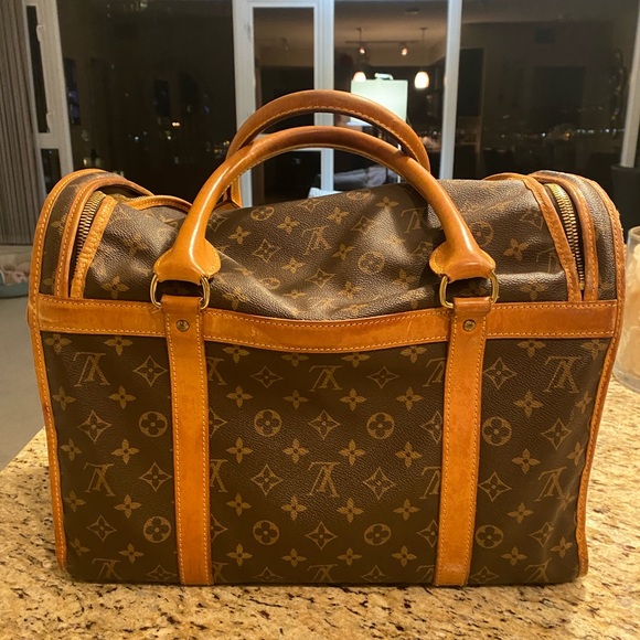 Louis Vuitton Dog Carrier - Picture 3 of 8